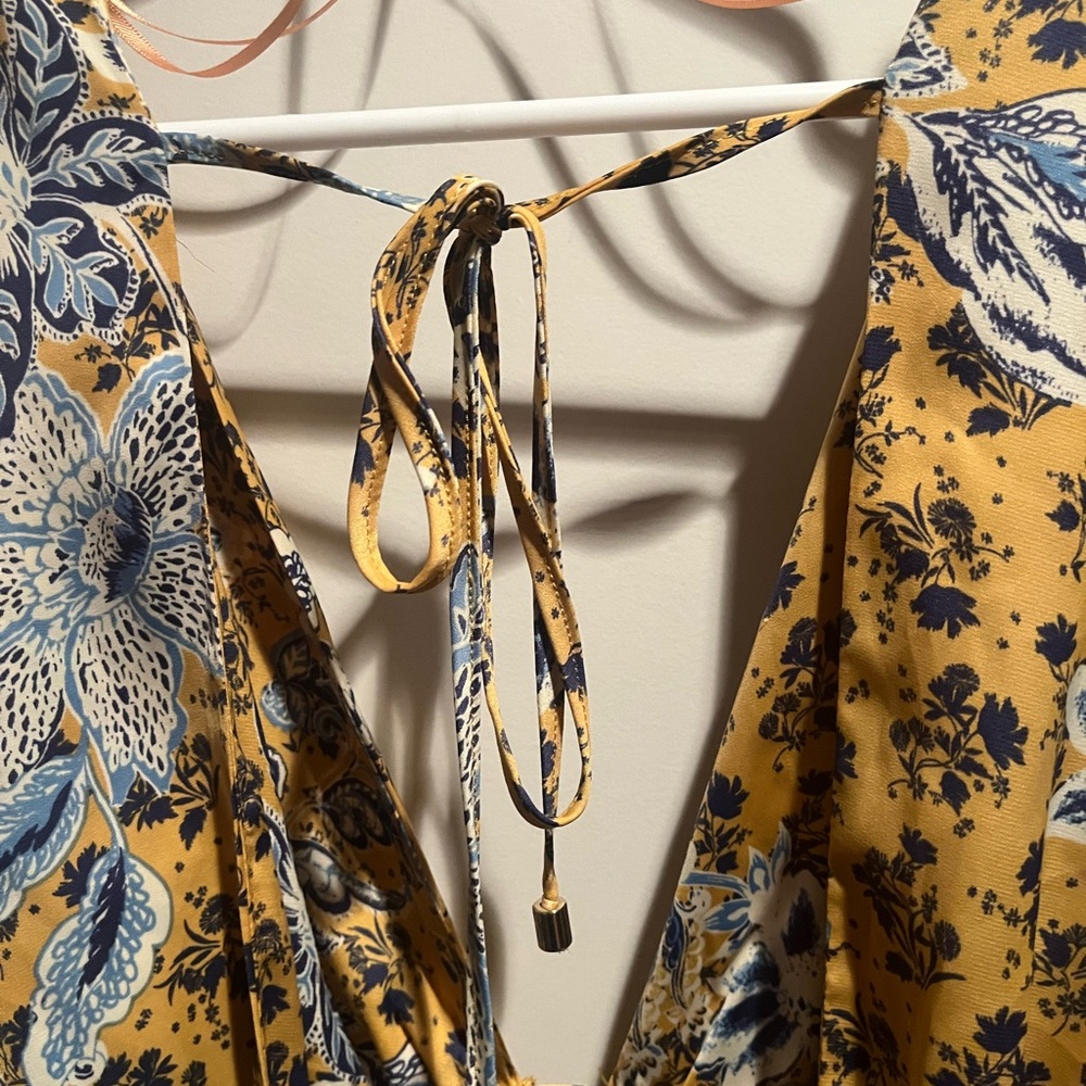 NWT Free People, BEAUTIFUL gold and blue floral dress Size Small - Picture 9 of 10